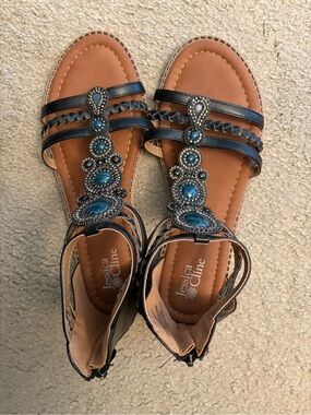 Women’s Jessica Cline Raven gladiator sandals in size 11M NWOT